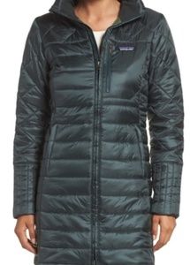 NEW WOMENS PATAGONIA RADALIE PARKA IN CARBON SMALL